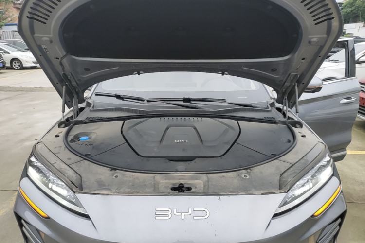 Used BYD Song PLUS New Energy 2025 DM-i 112KM Prestige Model Engine Bay