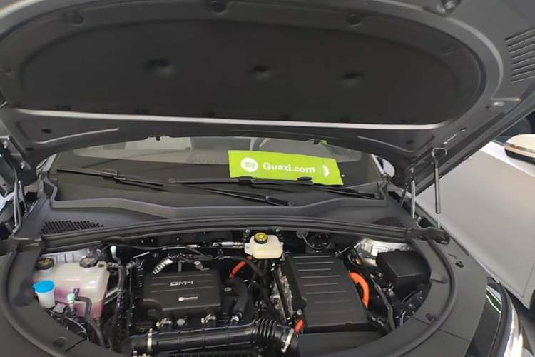 Used BYD Song PLUS New Energy 2025 DM-i Intelligent Driving 112KM Prestige Model Engine Bay