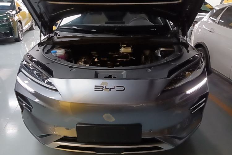 Used BYD Song PLUS New Energy 2025 EV Intelligent Driving Edition 520km Luxury Model Engine Bay
