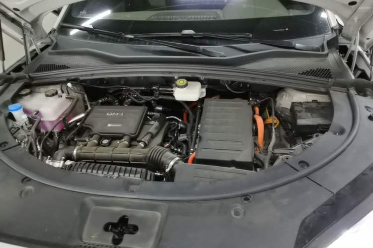 Used BYD Song PLUS New Energy 2025 DM-i Smart Drive 112KM Prestige Model Engine Bay