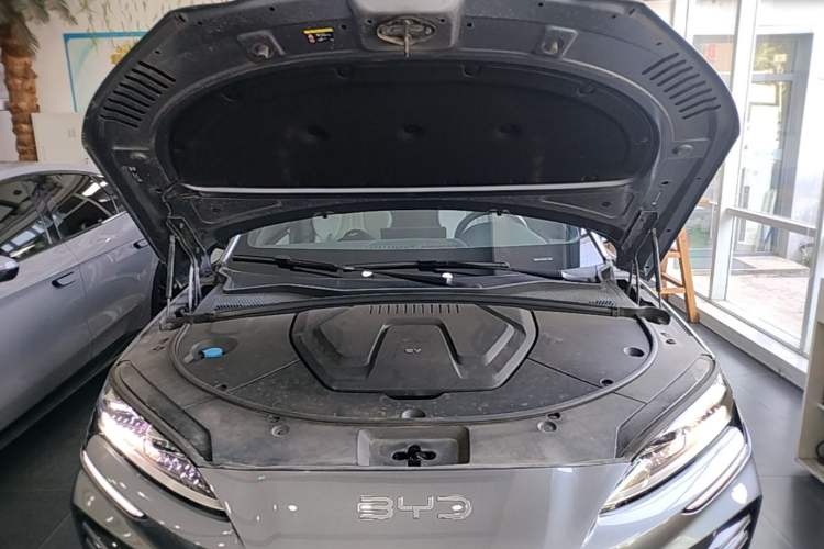 Used BYD Song PLUS New Energy 2025 EV 520km Luxury Version Engine Bay