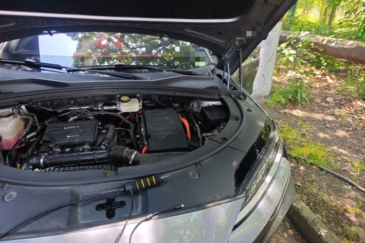Used BYD Song PLUS New Energy 2025 DM-i Smart Drive 112KM Prestige Model Engine Bay Left