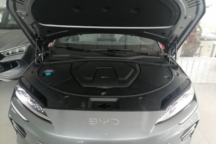 Used BYD Song PLUS New Energy 2025 DM-i 112KM Prestige Model Engine Bay