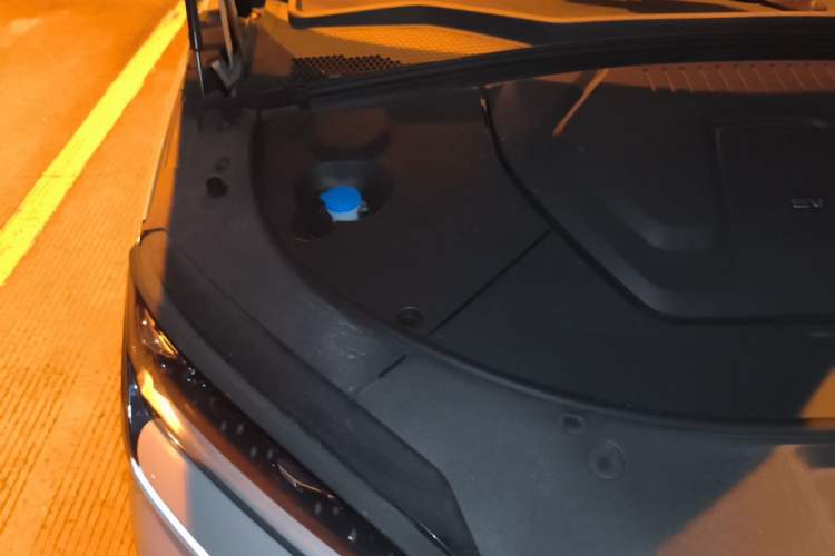 Used BYD Song PLUS New Energy 2025 EV 520km Premium Version Engine Bay Right