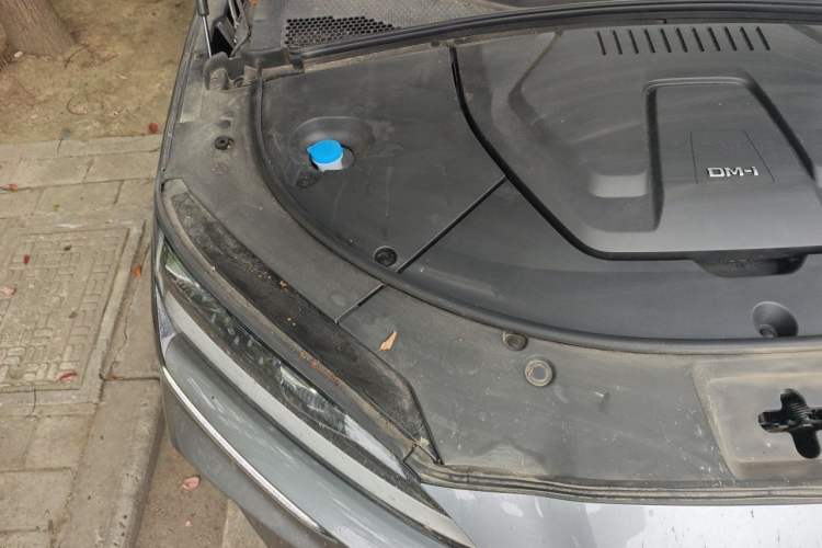 Used BYD Song PLUS New Energy 2025 DM-i 112KM Prestige Model Engine Bay Right