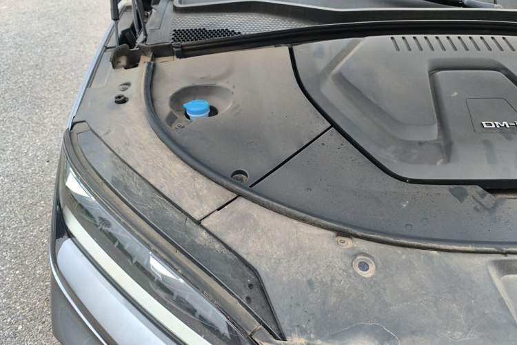 Used BYD Song PLUS New Energy 2025 DM-i 112KM Prestige Model Engine Bay Right