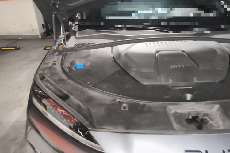 Used BYD Song PLUS New Energy 2025 DM-i 112KM Prestige Model Engine Bay Right
