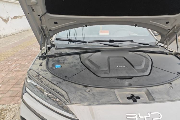 Used BYD Song PLUS New Energy 2025 DM-i 112KM Prestige Model Engine Bay Right