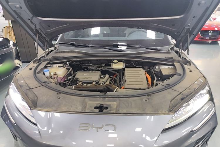 Used BYD Song PLUS New Energy 2025 DM-i Smart Drive 112KM Prestige Model Engine Bay