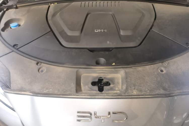 Used BYD Song PLUS New Energy 2025 DM-i 112KM Prestige Model Engine Bay