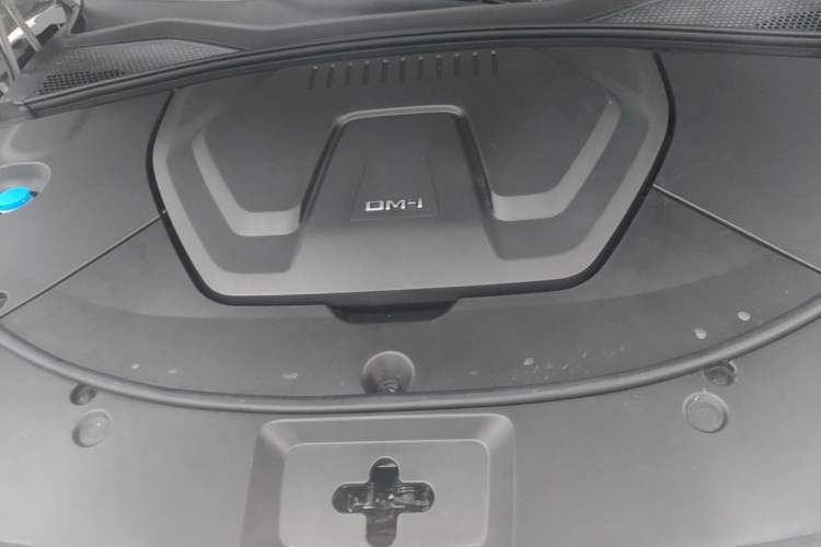 Used BYD Song PLUS New Energy 2025 DM-i 112KM Prestige Model Engine Bay