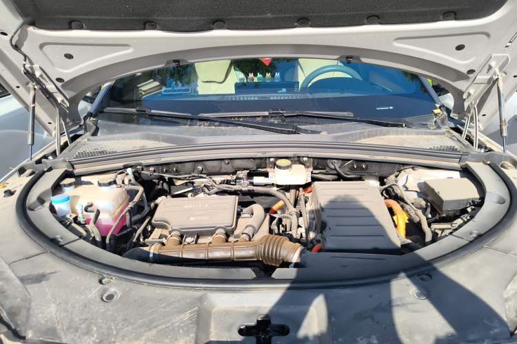 Used BYD Song PLUS New Energy 2025 DM-i 112KM Prestige Model Engine Bay