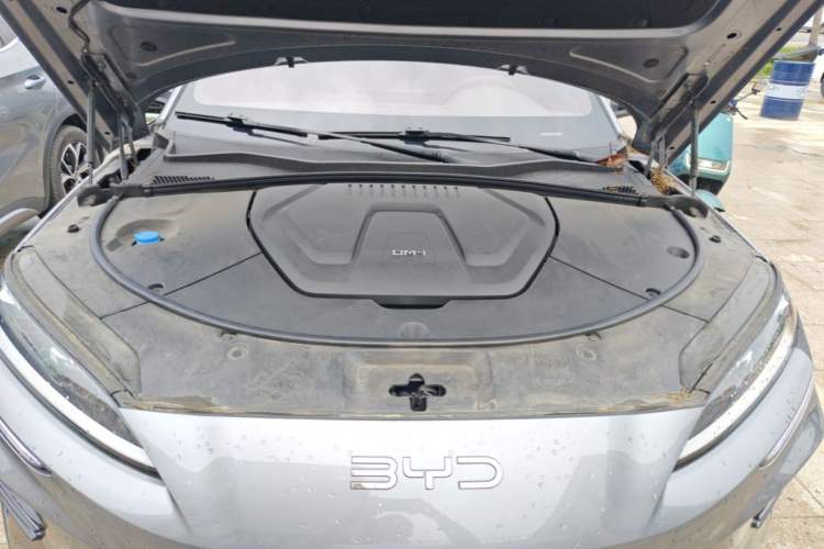 Used BYD Song PLUS New Energy 2025 DM-i 112KM Prestige Model Engine Bay