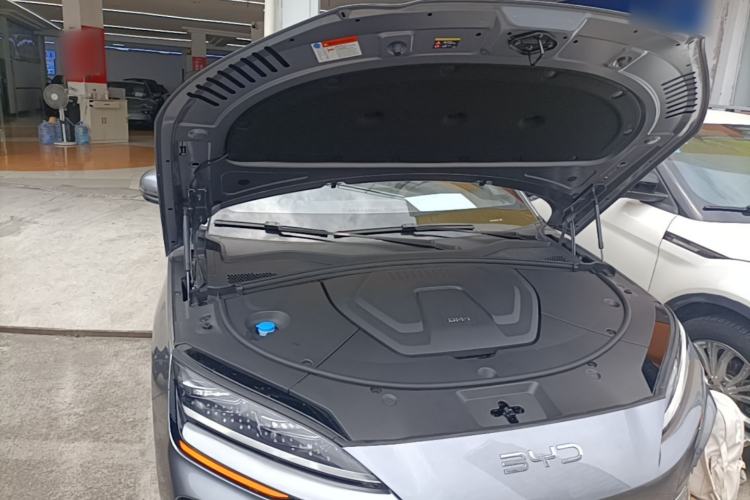 Used BYD Song PLUS New Energy 2025 DM-i 112KM Prestige Model Engine Bay