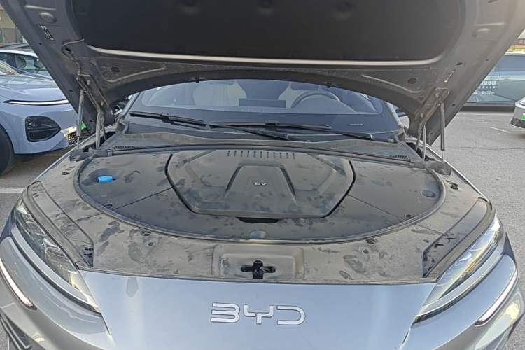 Used BYD Song PLUS New Energy 2025 EV 520km Premium Version Engine Bay