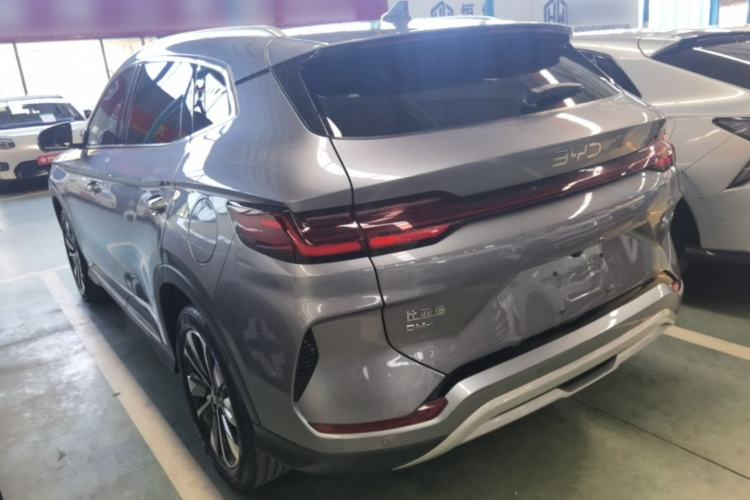 Used BYD Song PLUS New Energy 2025 DM-i 112KM Prestige Model Exterior 2