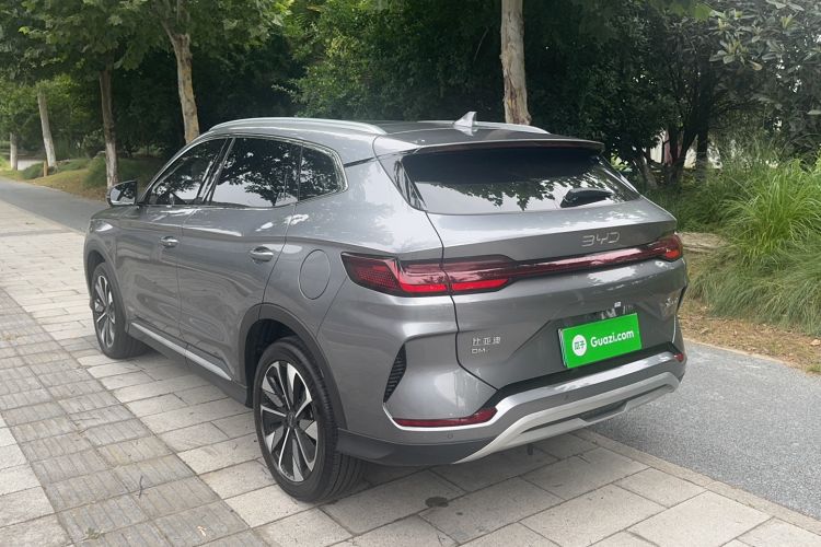 Used BYD Song PLUS New Energy 2025 DM-i 112KM Prestige Model Exterior 2