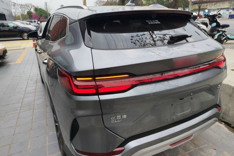 Used BYD Song PLUS New Energy 2025 DM-i Intelligent Driving 160KM Flagship Model Exterior 2
