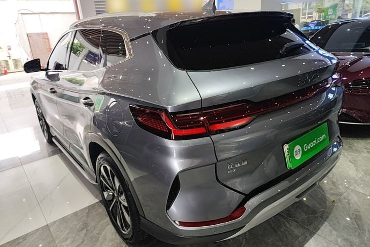 Used BYD Song PLUS New Energy 2025 EV 520km Premium Version Exterior 2