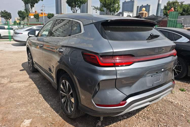 Used BYD Song PLUS New Energy 2025 DM-i 112KM Prestige Model Exterior 2