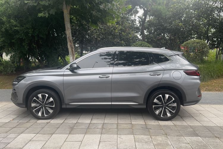 Used BYD Song PLUS New Energy 2025 DM-i 112KM Prestige Model Exterior 3