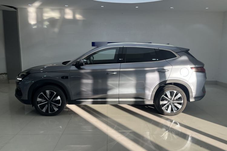 Used BYD Song PLUS New Energy 2025 DM-i Smart Drive 112KM Prestige Model Exterior 3