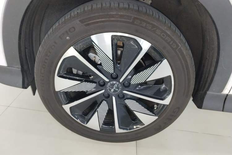 Used BYD Song PLUS New Energy 2025 DM-i 112KM Prestige Model Exterior 4