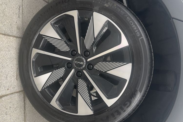 Used BYD Song PLUS New Energy 2025 DM-i 112KM Prestige Model Exterior 5