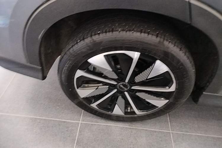 Used BYD Song PLUS New Energy 2025 EV 520km Luxury Version Exterior 5
