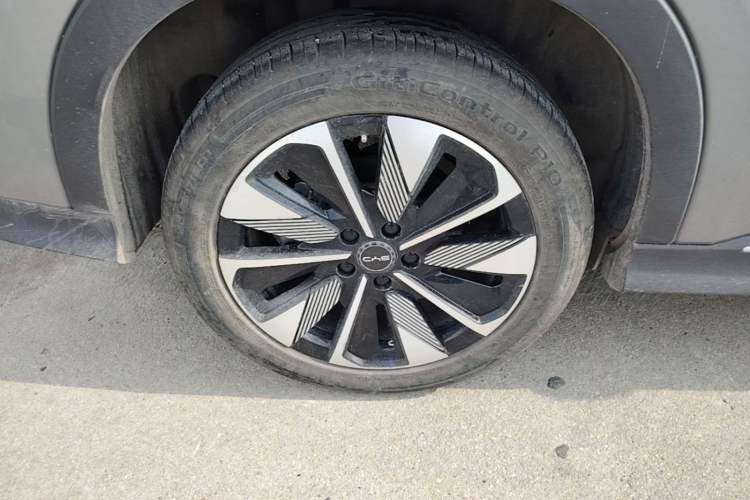 Used BYD Song PLUS New Energy 2025 DM-i 112KM Prestige Model Exterior 5