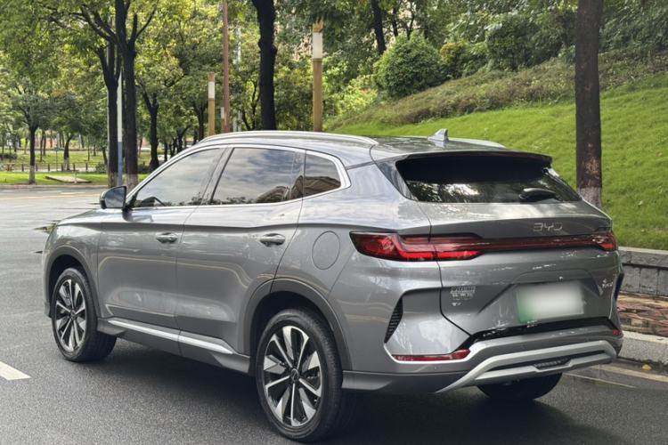 Used BYD Song PLUS New Energy 2025 EV 520km Luxury Version Exterior 6