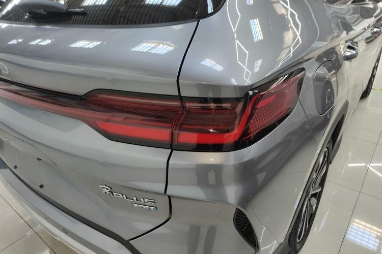 Used BYD Song PLUS New Energy 2025 DM-i Smart Drive 112KM Prestige Model Exterior 6