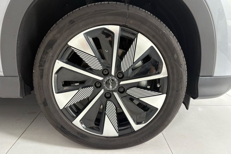 Used BYD Song PLUS New Energy 2025 EV 520km Luxury Version Exterior 6