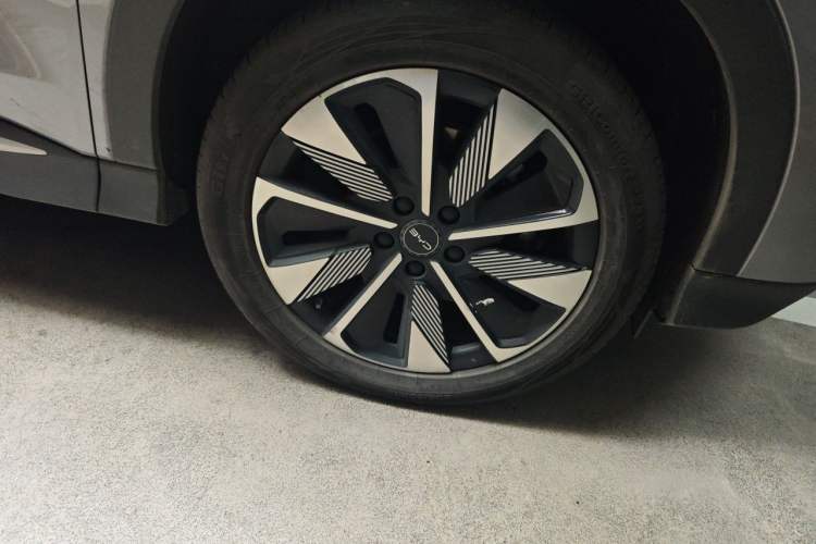 Used BYD Song PLUS New Energy 2025 EV 520km Luxury Version Exterior 7
