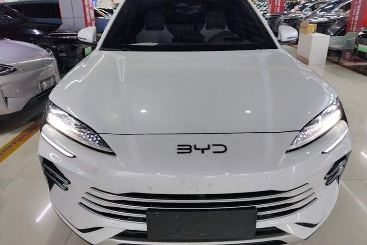 Used BYD Song PLUS New Energy 2025 DM-i 112KM Prestige Model Front