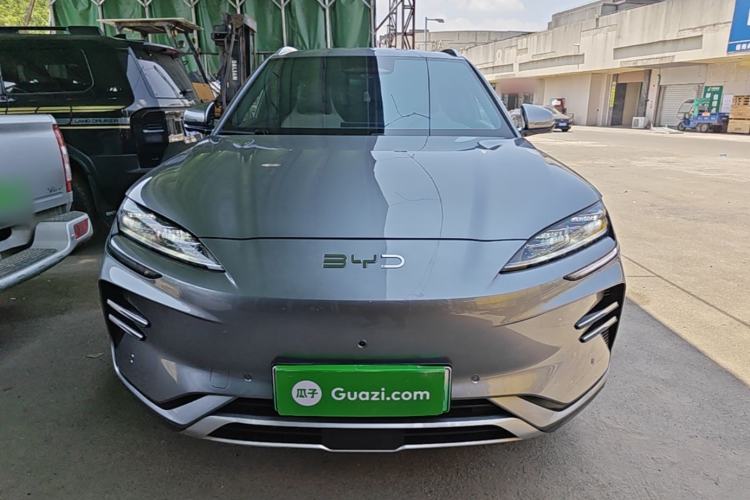 Used BYD Song PLUS New Energy 2025 EV Intelligent Driving Edition 520km Luxury Model Front