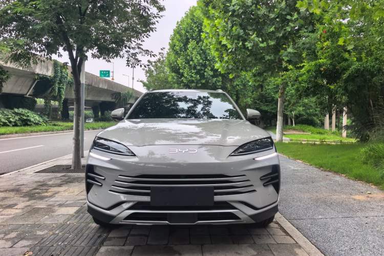 Used BYD Song PLUS New Energy 2025 DM-i Smart Drive 112KM Prestige Model Front