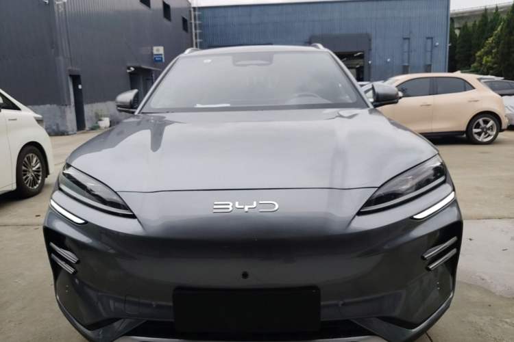 Used BYD Song PLUS New Energy 2025 EV with 605 km Range – Flagship Version Front