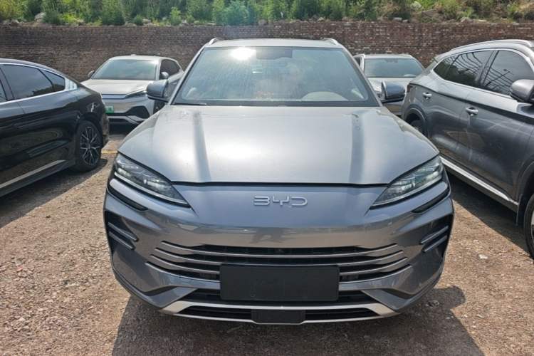 Used BYD Song PLUS New Energy 2025 DM-i 112KM Prestige Model Front