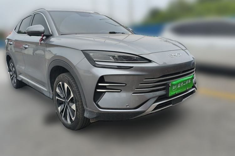 Used BYD Song PLUS New Energy 2025 DM-i 112KM Prestige Model Front Right 45 Deg