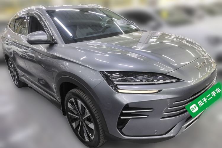 Used BYD Song PLUS New Energy 2025 DM-i 112KM Prestige Model Front Right 45 Deg
