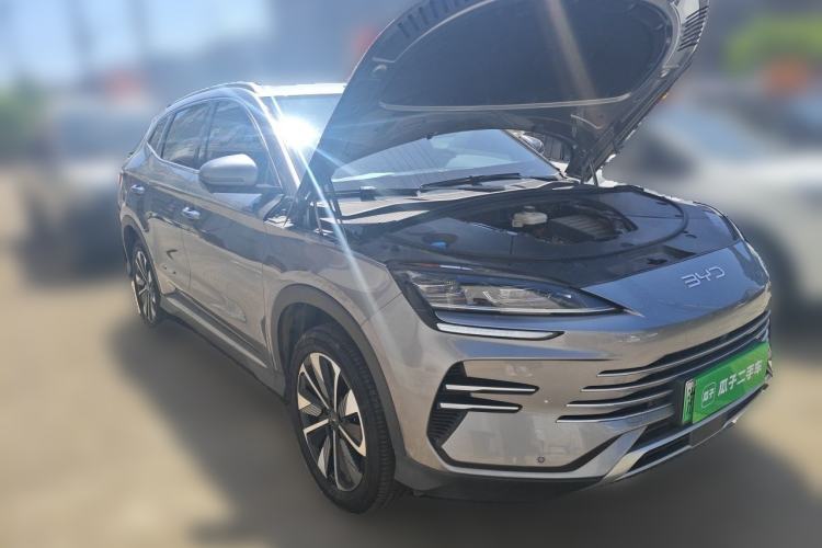 Used BYD Song PLUS New Energy 2025 DM-i 112KM Prestige Model Front Right 45 Deg