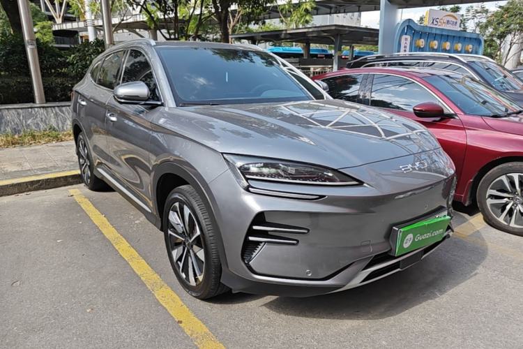 Used BYD Song PLUS New Energy 2025 EV 520km Luxury Version Front Right 45 Deg