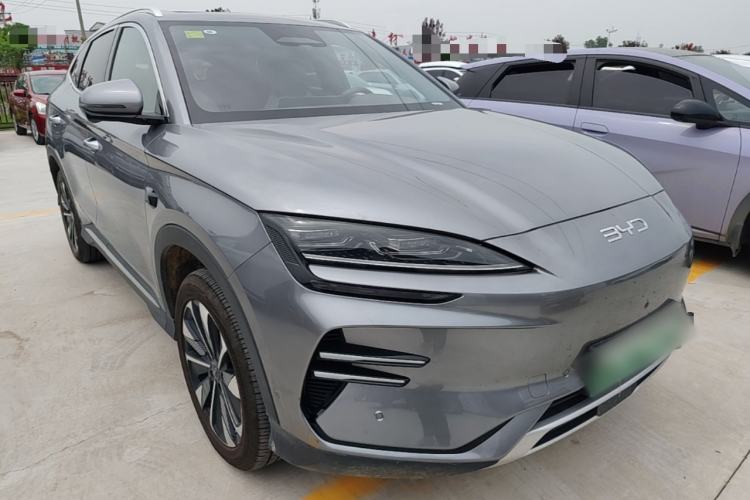 Used BYD Song PLUS New Energy 2025 EV Intelligent Driving Version 520km Premium Model Front Right 45 Deg