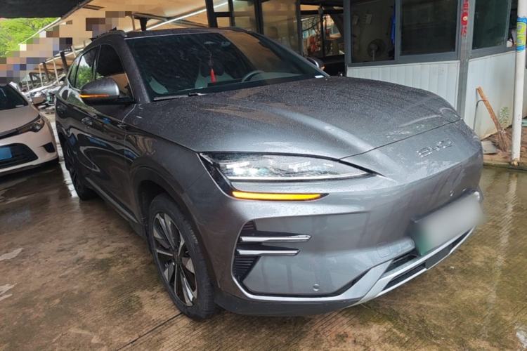 Used BYD Song PLUS New Energy 2025 EV 520km Premium Version Front Right 45 Deg