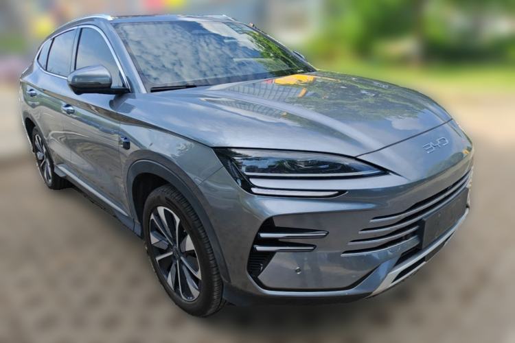 Used BYD Song PLUS New Energy 2025 DM-i 112KM Prestige Model Front Right 45 Deg