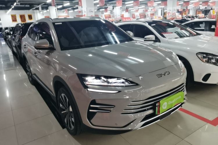 Used BYD Song PLUS New Energy 2025 DM-i 112KM Prestige Model Front Right 45 Deg