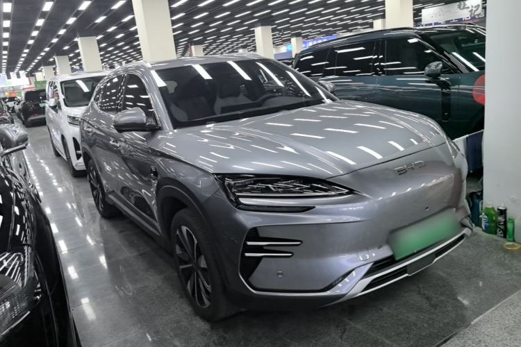 Used BYD Song PLUS New Energy 2025 EV Intelligent Driving Version 520km Premium Model Front Right 45 Deg