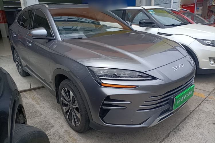 Used BYD Song PLUS New Energy 2025 DM-i 112KM Prestige Model Front Right 45 Deg