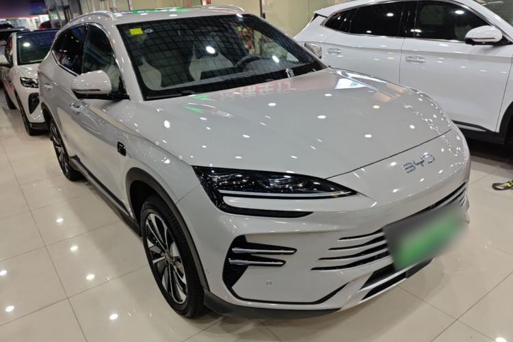 Used BYD Song PLUS New Energy 2025 DM-i Intelligent Driving 112KM Prestige Model Front Right 45 Deg
